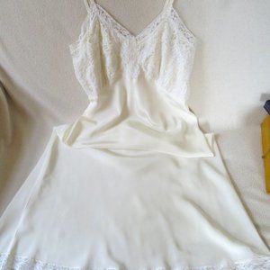 1960's Full Slip with Lace Bodice